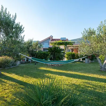 Toni With 5 Bedrooms And Heated Pool